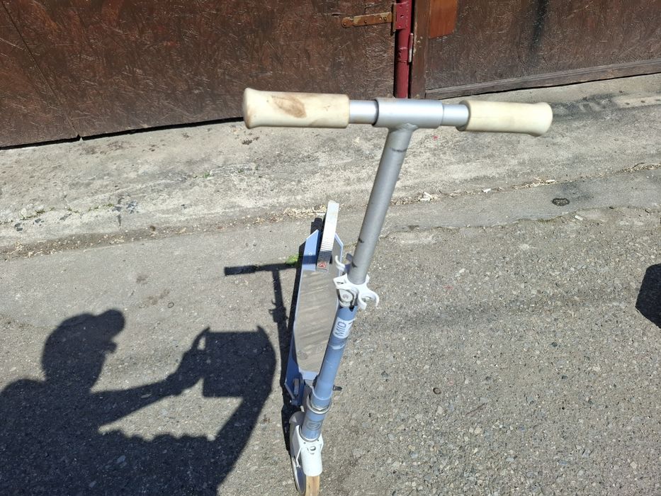 Vând trotineta oxelo