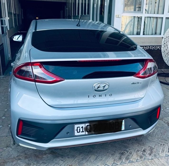 Продаю электромобиль Hyundai IONIQ 2019 года выпуска.