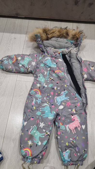 Продам детский комбинезон на девочку 2 лет