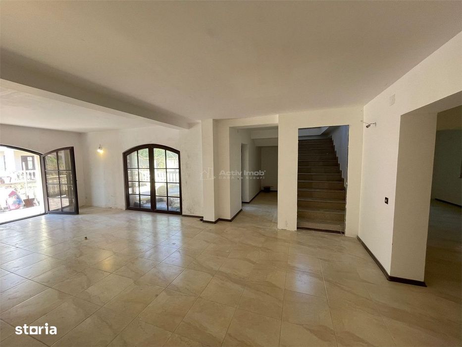 Casa individuala - Petresti Corbeanca - 9 camere - 533mp - 280mp teren