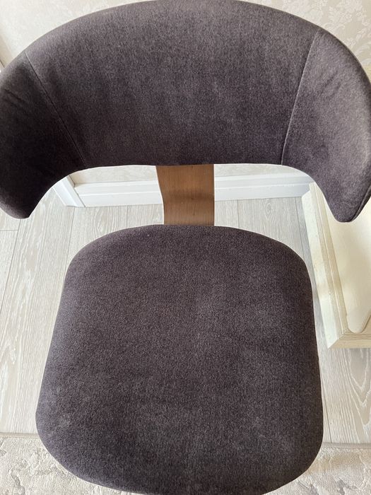 Продам стулья кухонные/гостинная