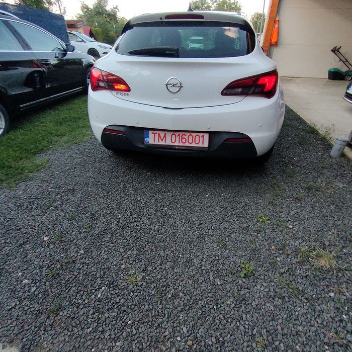 OPEL Astra 2013 — imagine 3