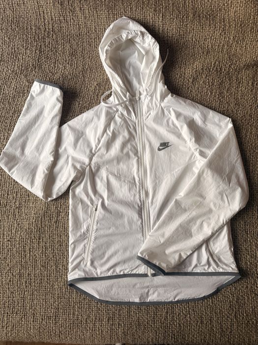 Ветровка Nike размер ХС