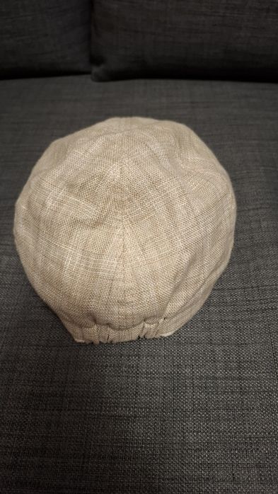 Palarie/Basca bej-alb, marime L (59/60)