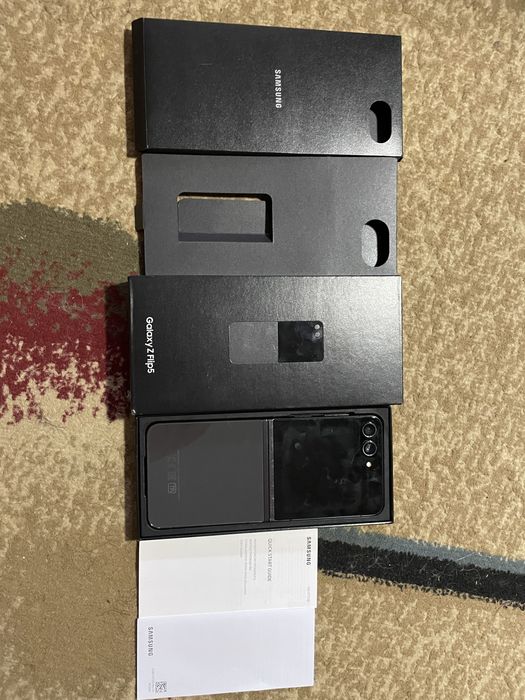 Samsung z flip 5,128gd