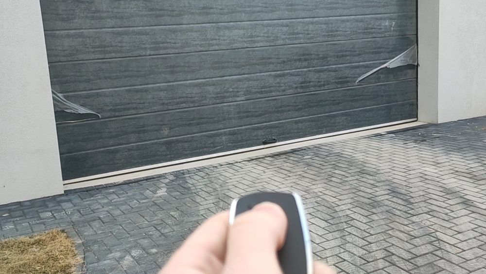 Vând parcare subterană !