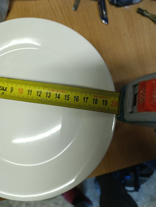 Тарелки сервировочные