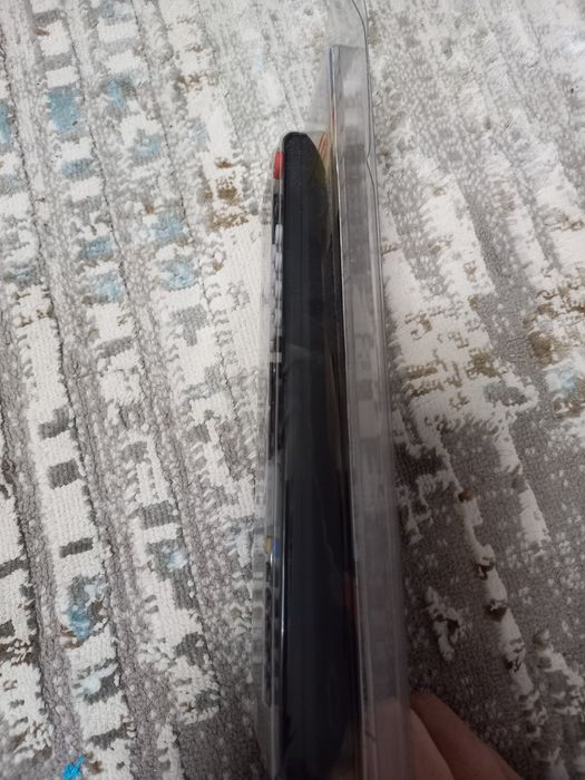 Продам пульт на телевизор универсальный