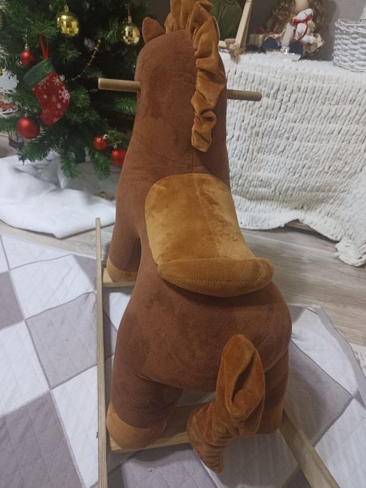 Продам лошадку + подарок