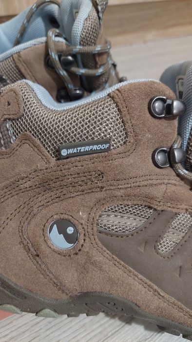 Боти Waterproof.  Нови