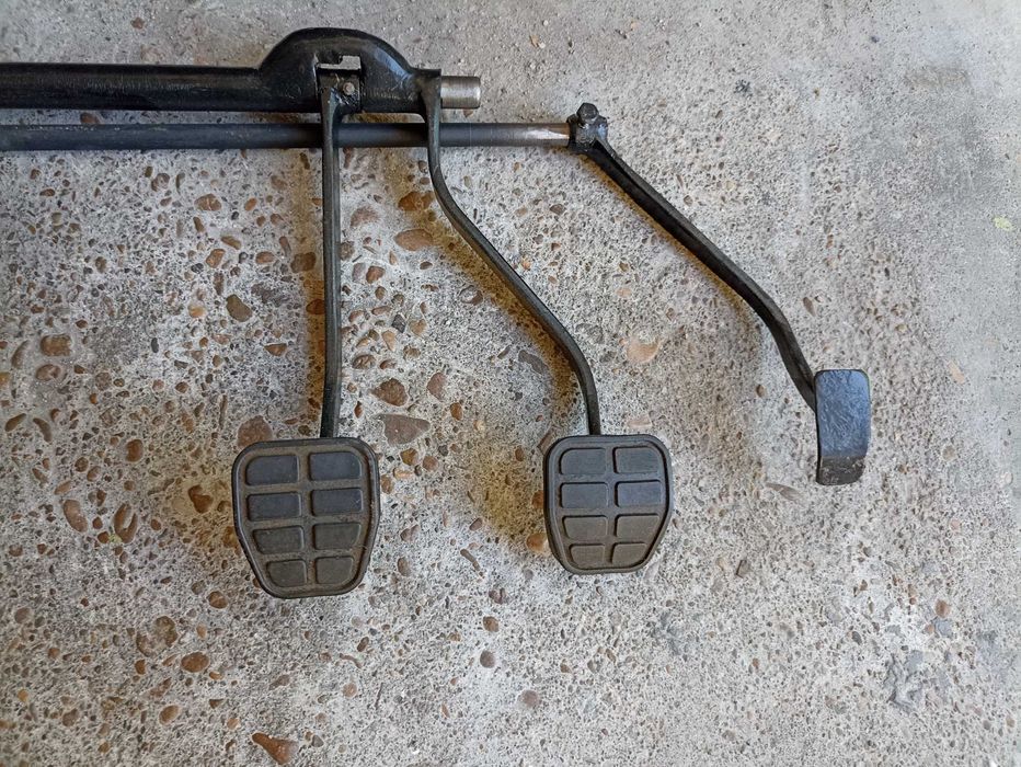 Педали за учебен автомобил Мицубиши Лансър