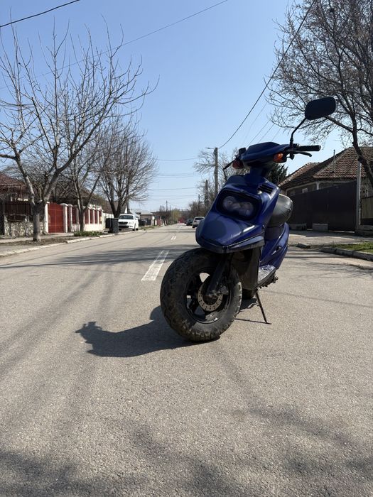 Scuter Yamaha MBK