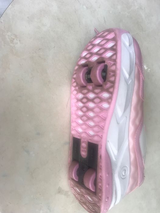 Детски гуменки нови