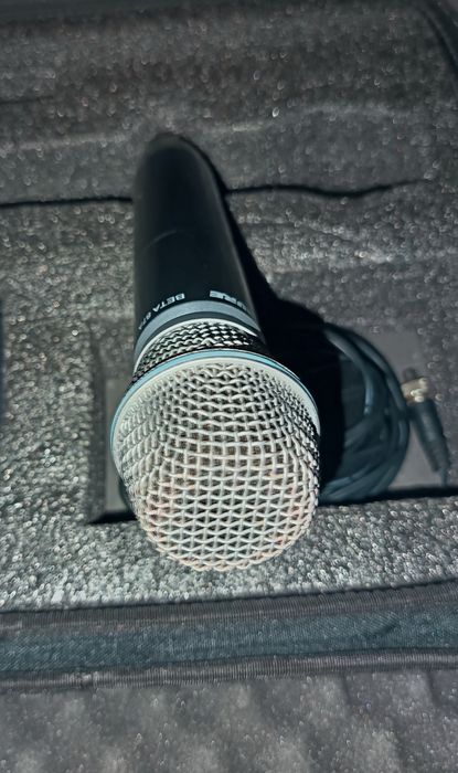 Vând microfon Glxd4 beta 87A