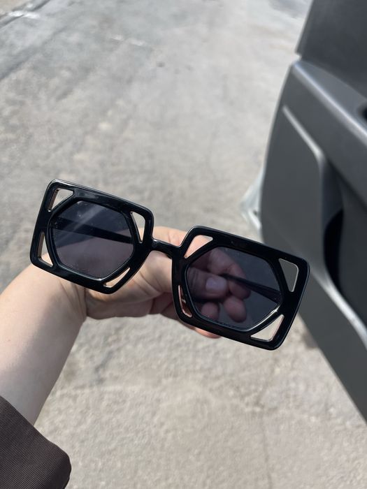 Очки солнцезащитные