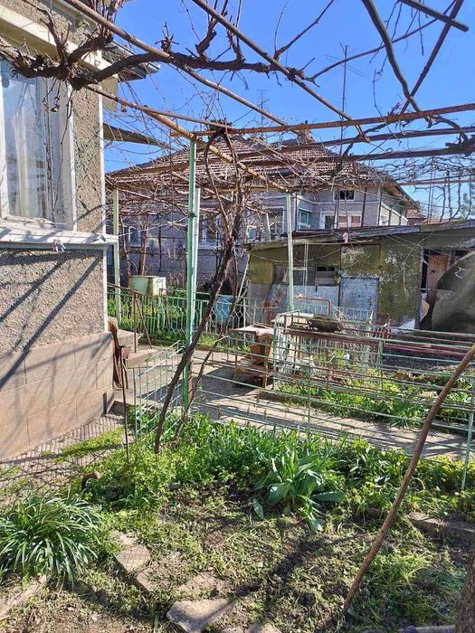 Продава се Къща в Търговище, Малчо Малчев - 80 кв.м за 542 €/кв.м - Снимка #3