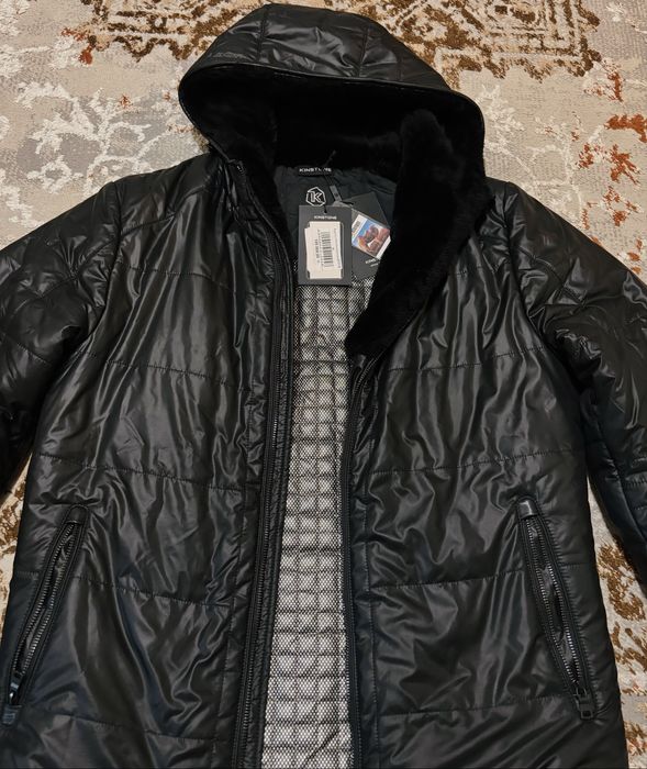 Продам куртку. Состояние хорошее.