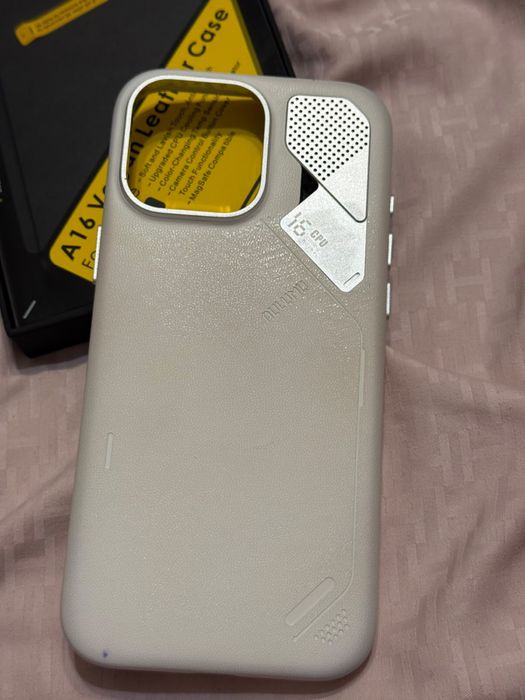 Husa 16 pro max aulumu