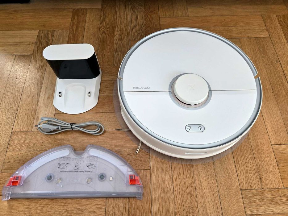 Roborock S5 Max - прахосмукачка робот с миене