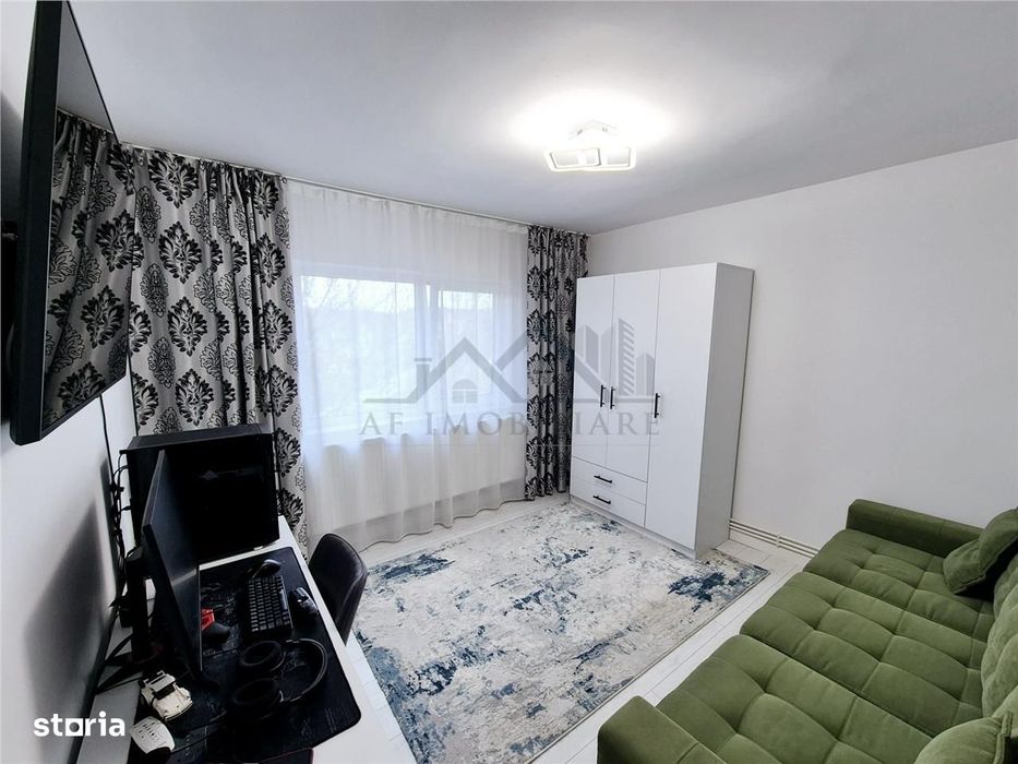 Apartament cu 3 camere de vanzare