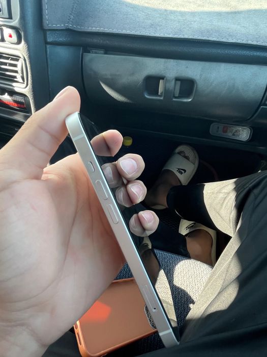 Iphone 13//128гб