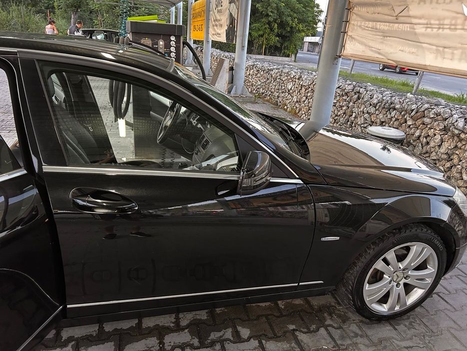 Мерцедес c250 2011 с теглич