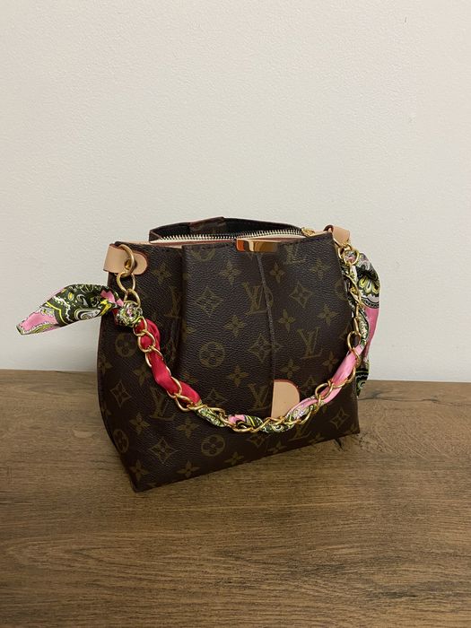 Geanta Louis Vuitton Vand Urgent