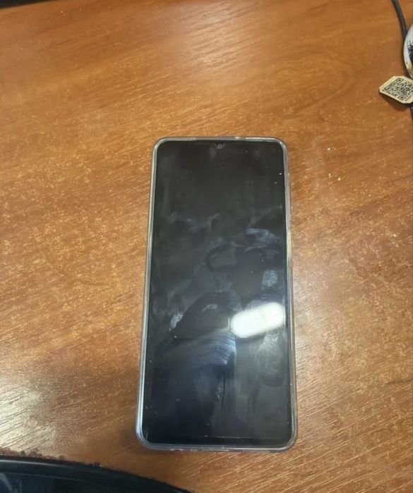 Отдам даром сотовый телефон