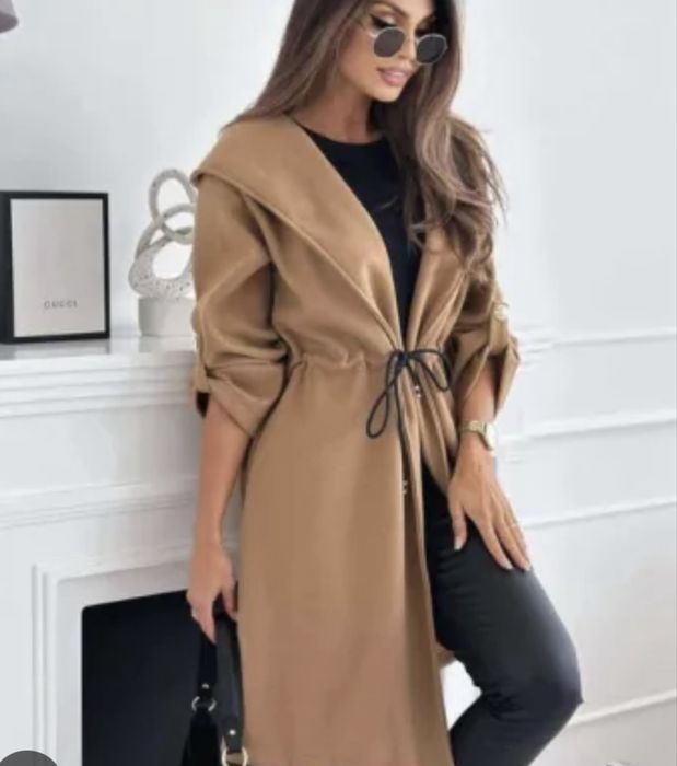 Продавам преходно палто