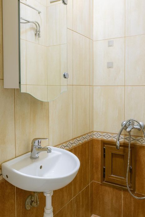 Дава се под наем Тристаен апартамент в Пловдив, Кършияка - 75 кв.м за 485 € - Снимка #5
