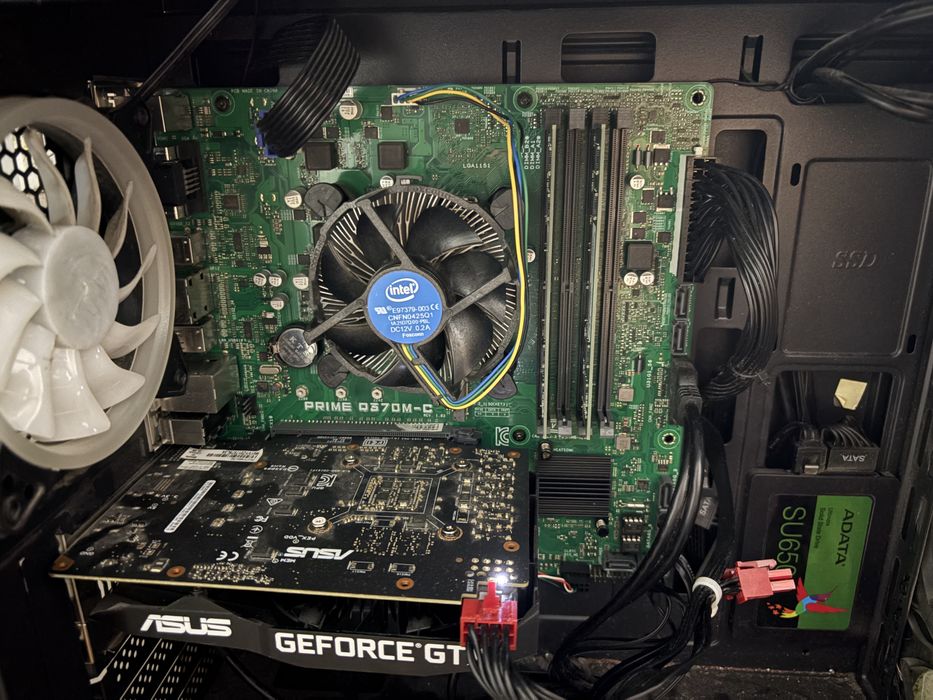 placa de baza q370m-c + i5-9400f 16gb ram ddr4 2666mhz + cooler