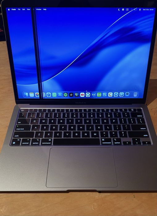 MacBook Air M1 2020 8/256 ГБ