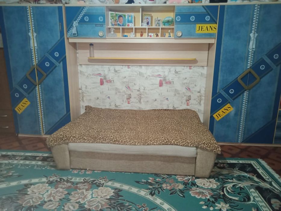 Продам гарнитур в хорошем состоянии