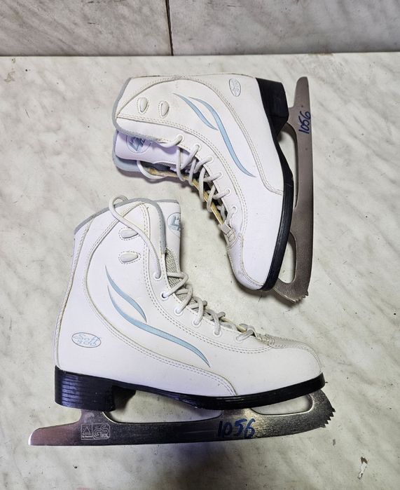 Patine 1056 gheata patinaj artistic Lake Placid marime 37 (24 cm )