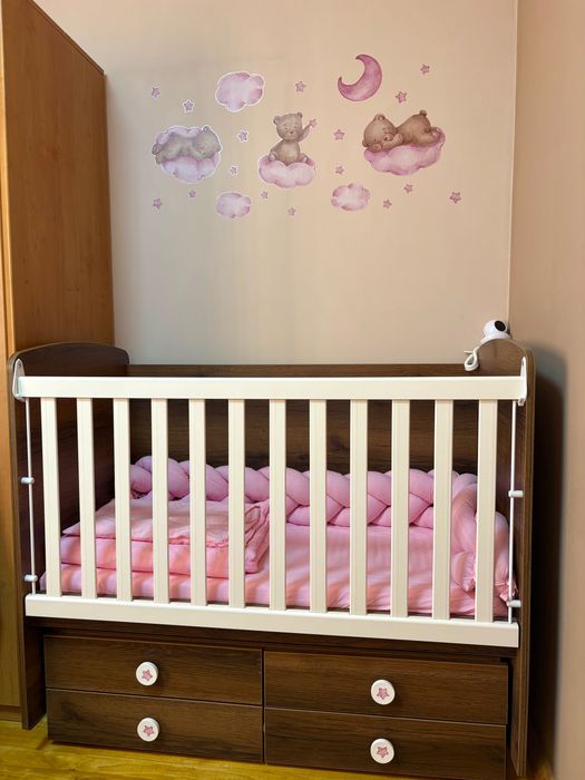 Бебешка кошара модел  ДЕСИ закупена от Nicole Baby + матрак