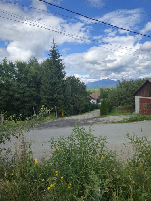 Vand teren  intravilan 2700 mp in Bran jud Brasov