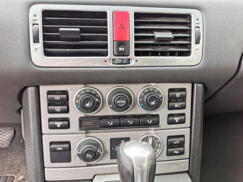 dezmembrez Range Rover Vogue L322 3.0 TD6 NFL/bara fata L322/jante