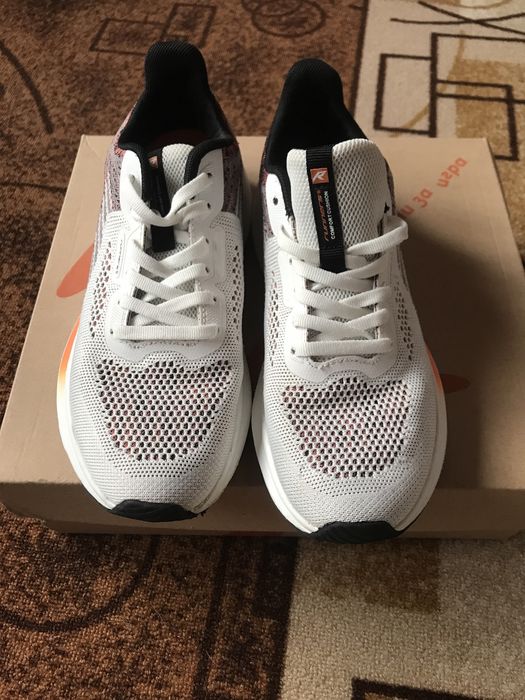 Маратонки runners