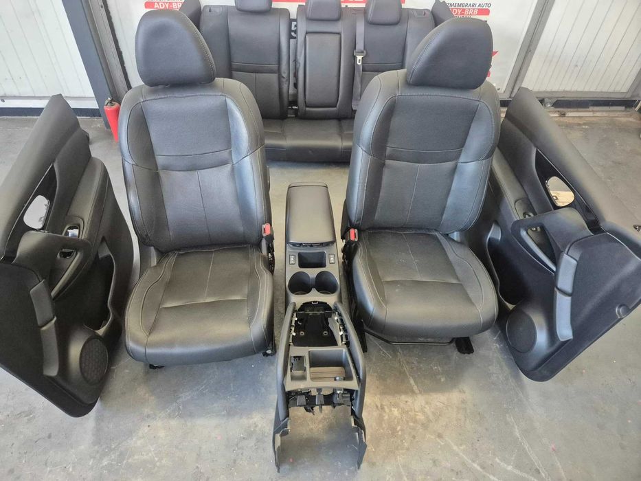 Interior din piele cu incalzire Nissan Qashqai J11