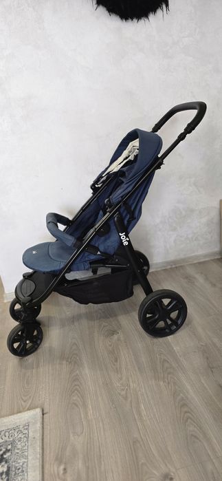 Carucior copii Joie litetrax 4DLX