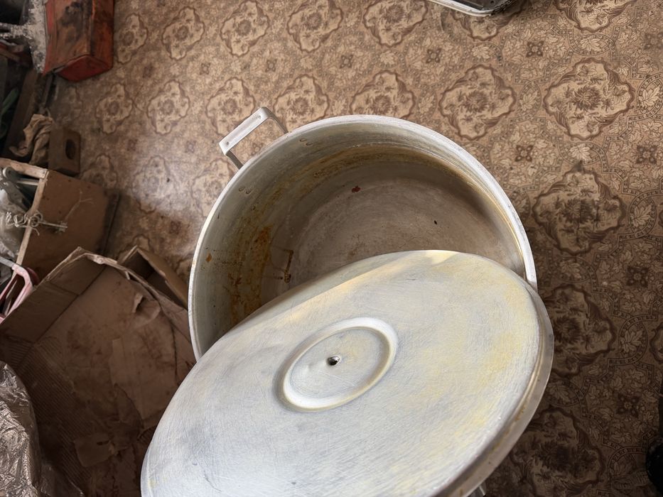 Продам кастрюли.