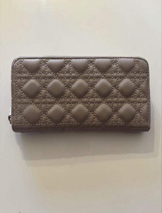 Dior Wallet