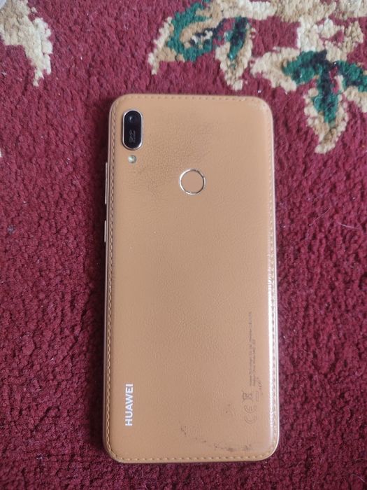 Hwawei y6 на запчасти