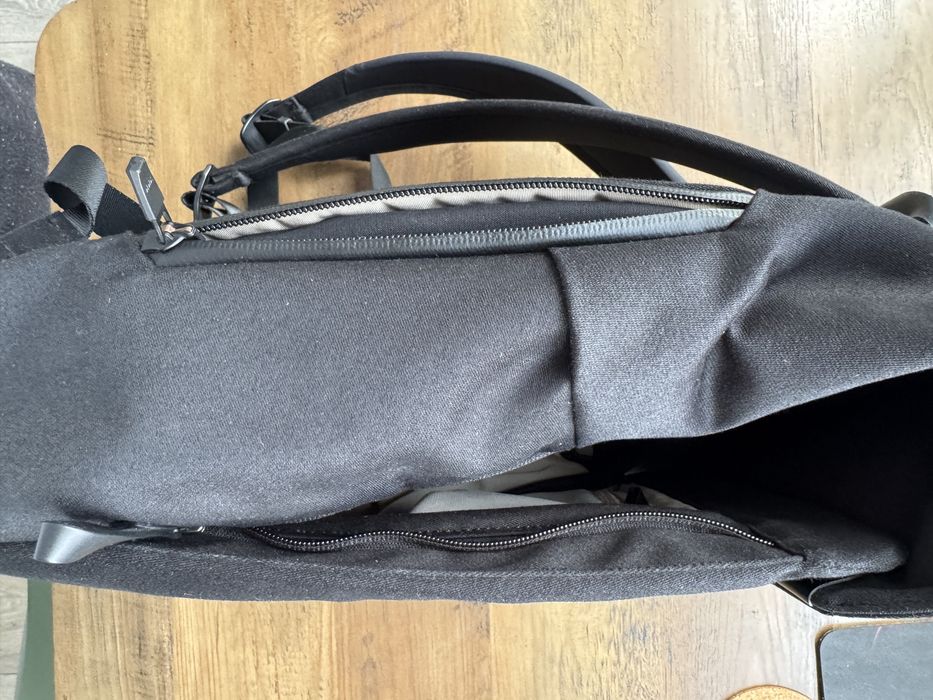 Bellroy Melbourne Backpack 18L градска раница черна