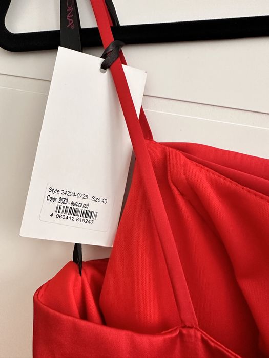 Дълга бална червена рокля