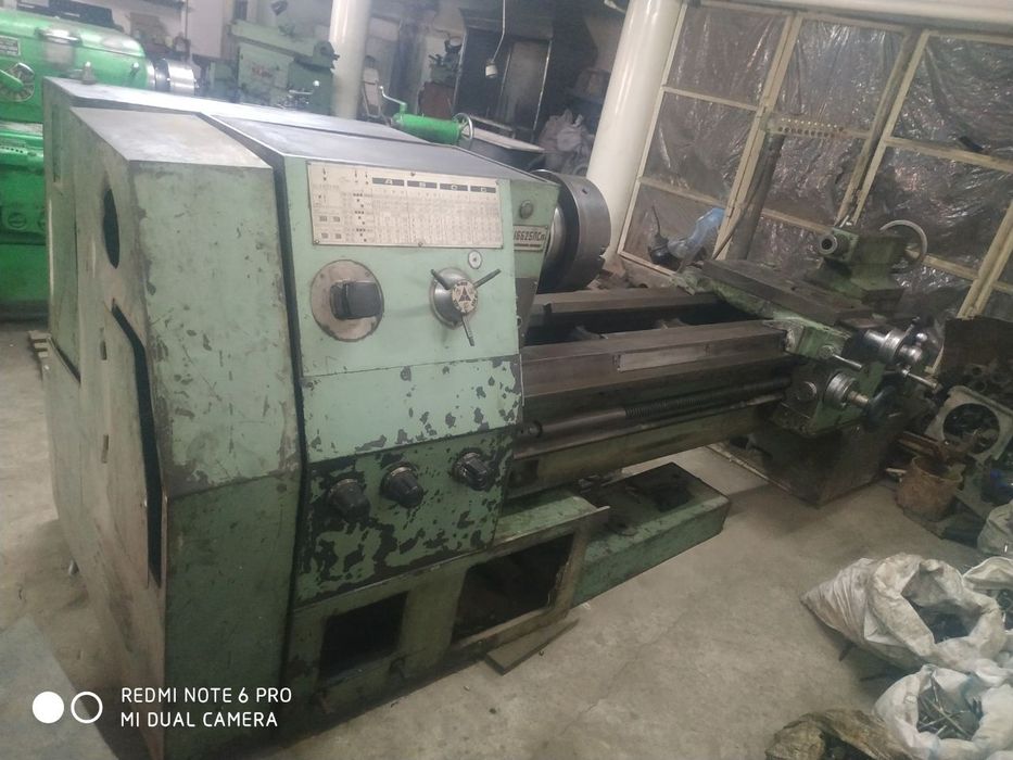 Токарни станоклар сотилади