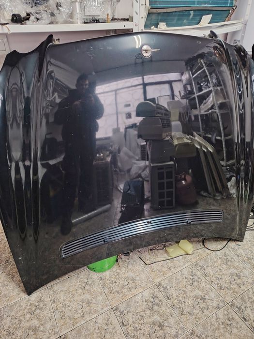 Преден капак за мерцедес w211