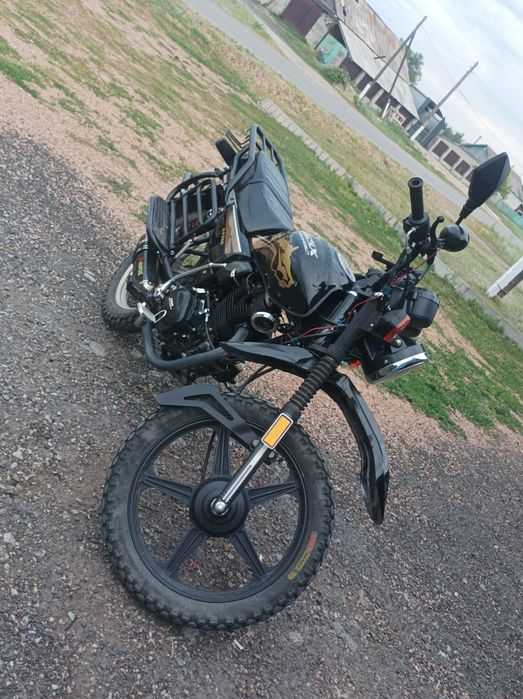 Продам мотоцикл 200куб