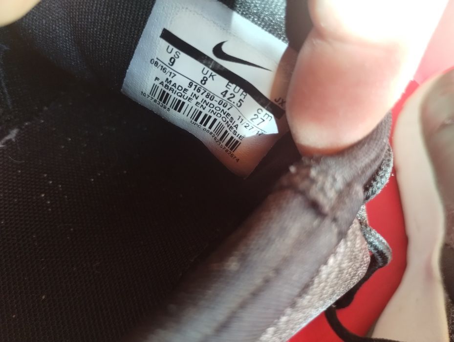 Adidasi barbati Nike 42