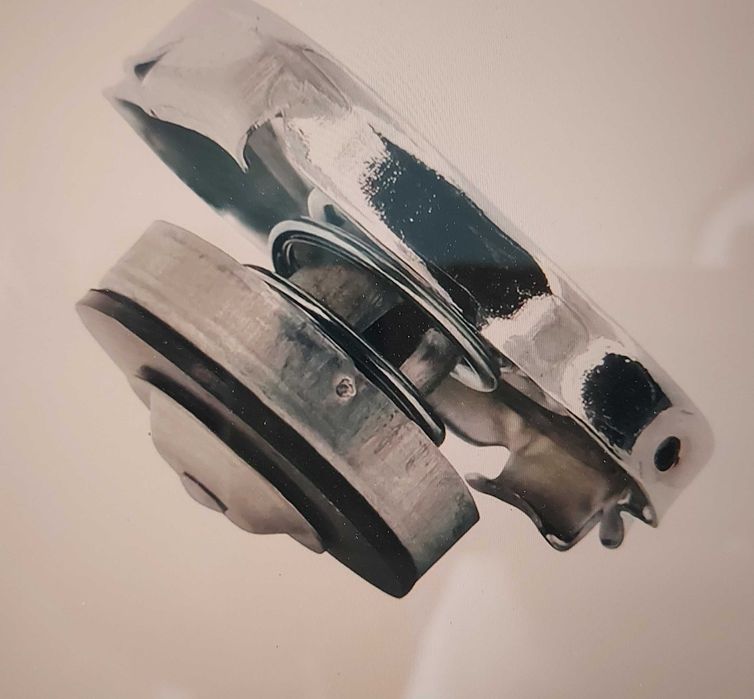 Крышка радиатора авто